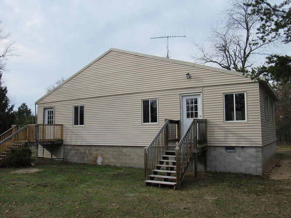 1st image of 4088 Lucy Ln