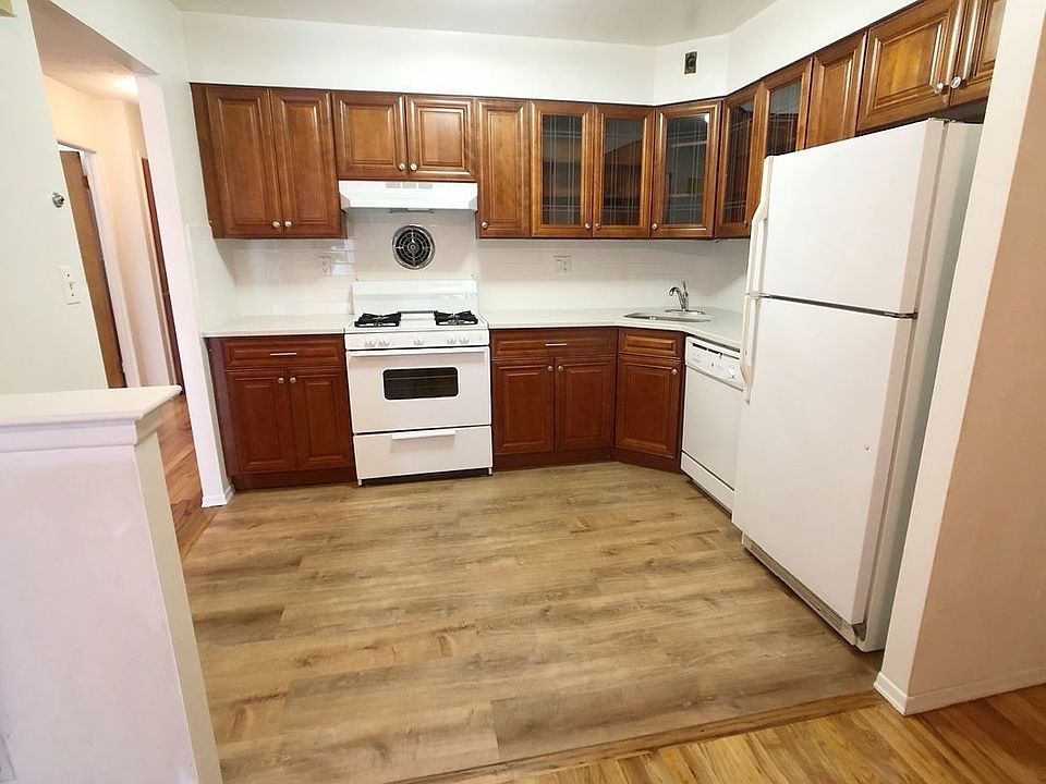 1st image of 21-36 43rd St #2F