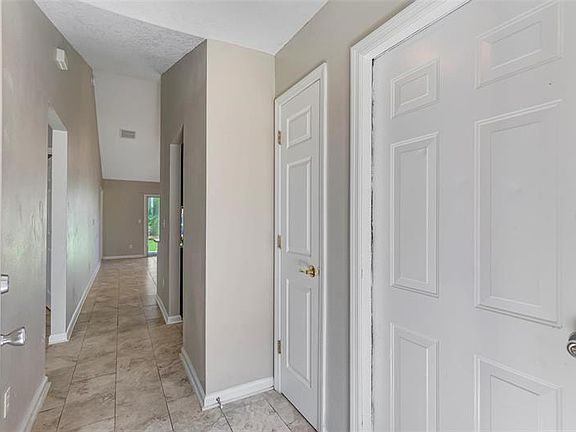 4th image of 115 Brunswick Ln #A