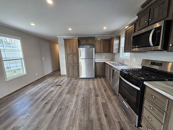 2nd image of 2810 E Mellinger Dr