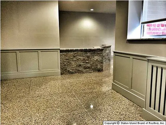 Sold by AT Real Estate Specialists LLC | media 6