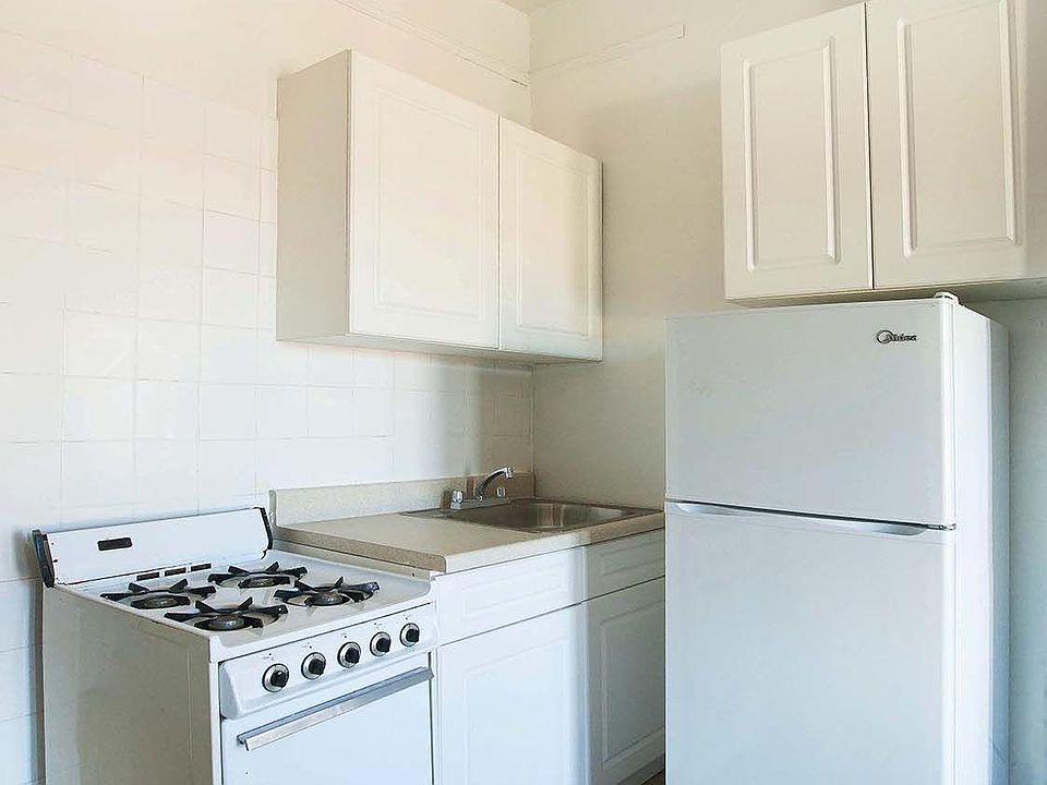 1st image of 83 Herkimer St #4