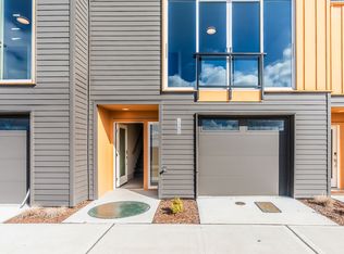 Skyridge Townhouses, Seattle, WA 98178