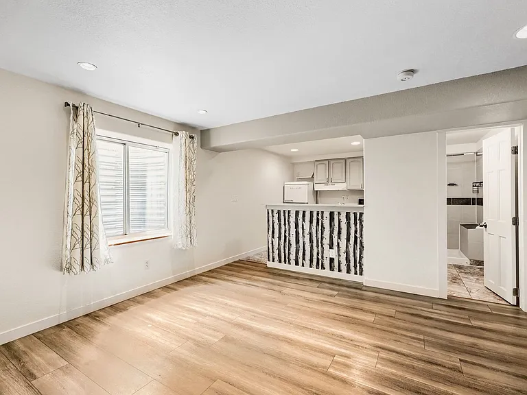 5389 E Manchester Dr — Photo 19