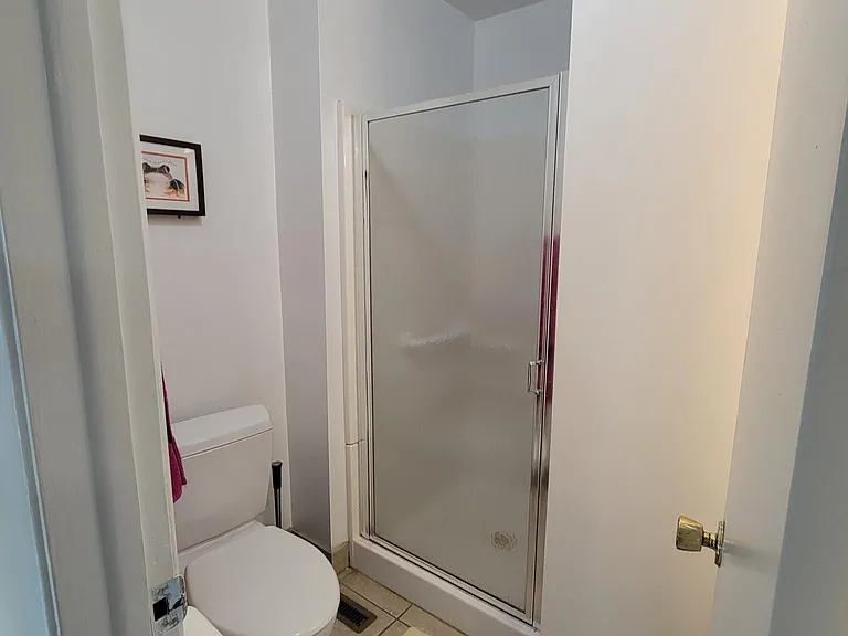 Upper level bathroom