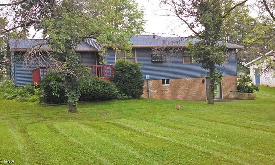 2nd image of 3771 Chestnut Rdg