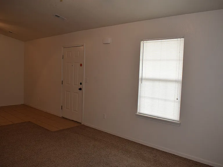 16711 Hunters Ridge Ln — Photo 7