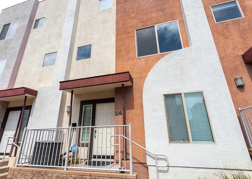 1st image of 300 Tesoro Gln Unit 104