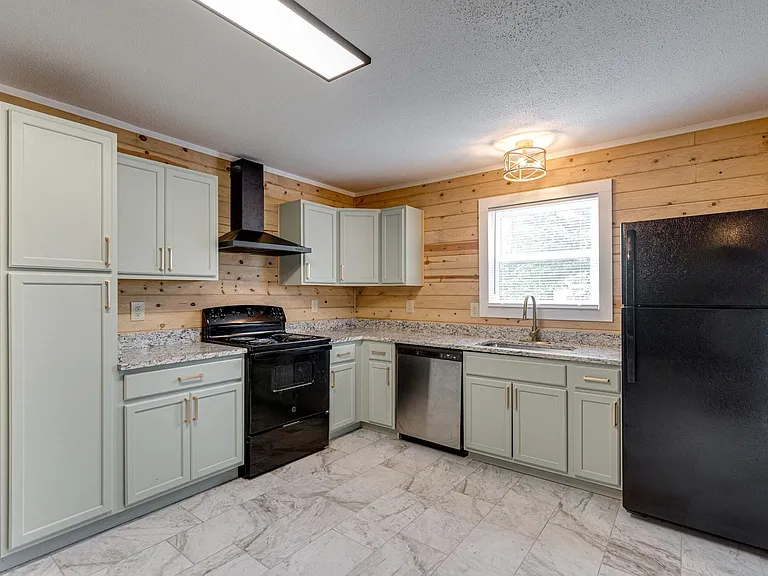 324 Loop Rd — Photo 18