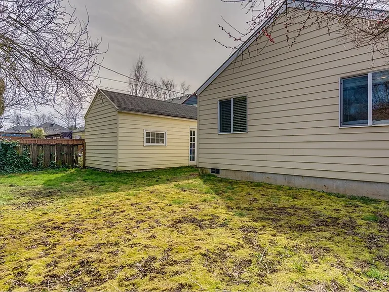 7070 N Cambridge Ave — Photo 27