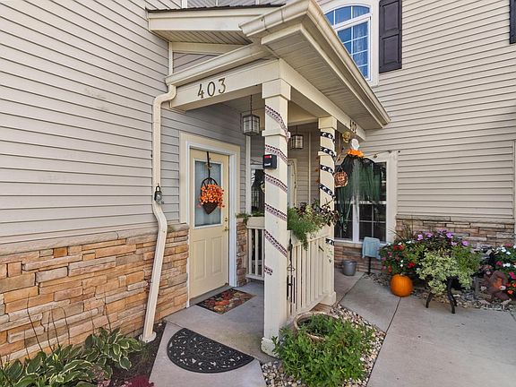 3rd image of 1151 Townline ROAD #403