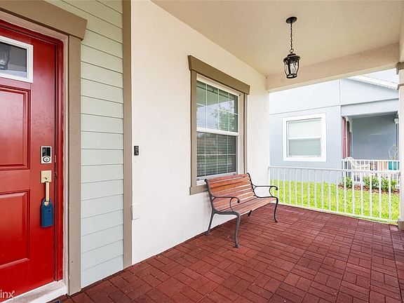 4th image of 21209R Passive Porch Dr