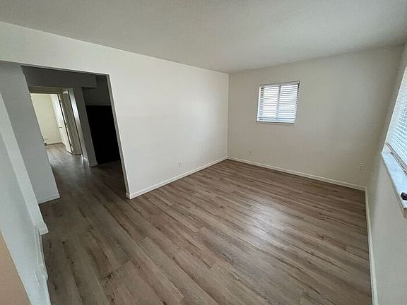 5th image of 3331 S Oxford Ave #B