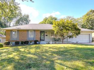 504 NE Magnolia St, Lees Summit, MO 64063