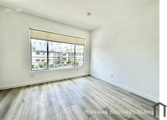 318 S Mariposa Ave #12A — Photo 7