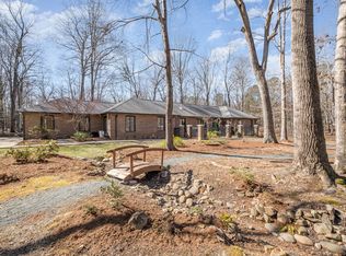 221 Saddle Ridge Rd, Chapel Hill, NC 27514