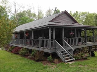 69 Drake Rd, Pleasant Valley, NY 12569