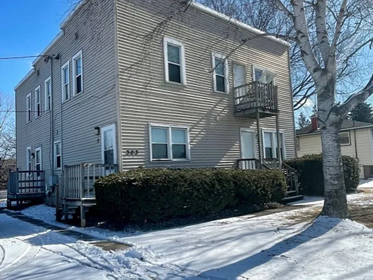 303 S Taylor St — Photo 1