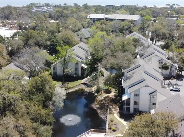 36 Deallyon Ave APT 67, Hilton Head Island, SC 29928
