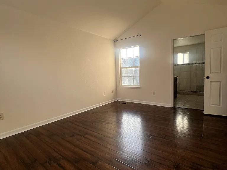 233 Harvest St — Photo 11