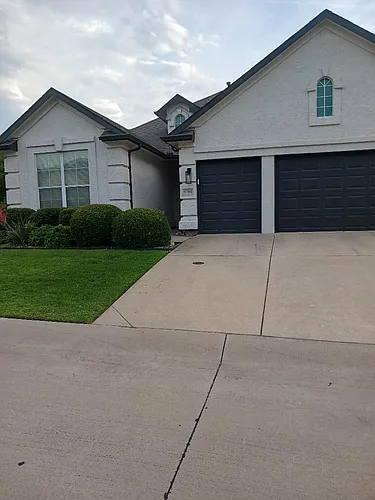 9701 Teakwood Ave Photo 1