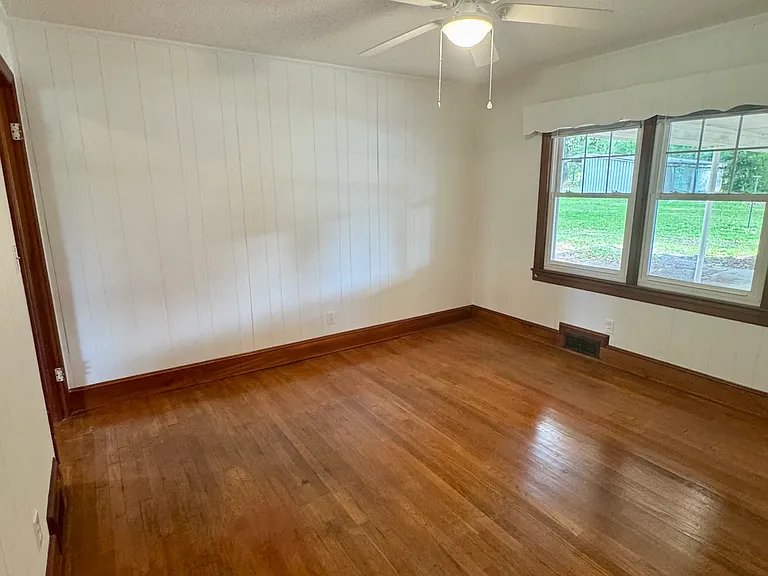 92 Country Way — Photo 15