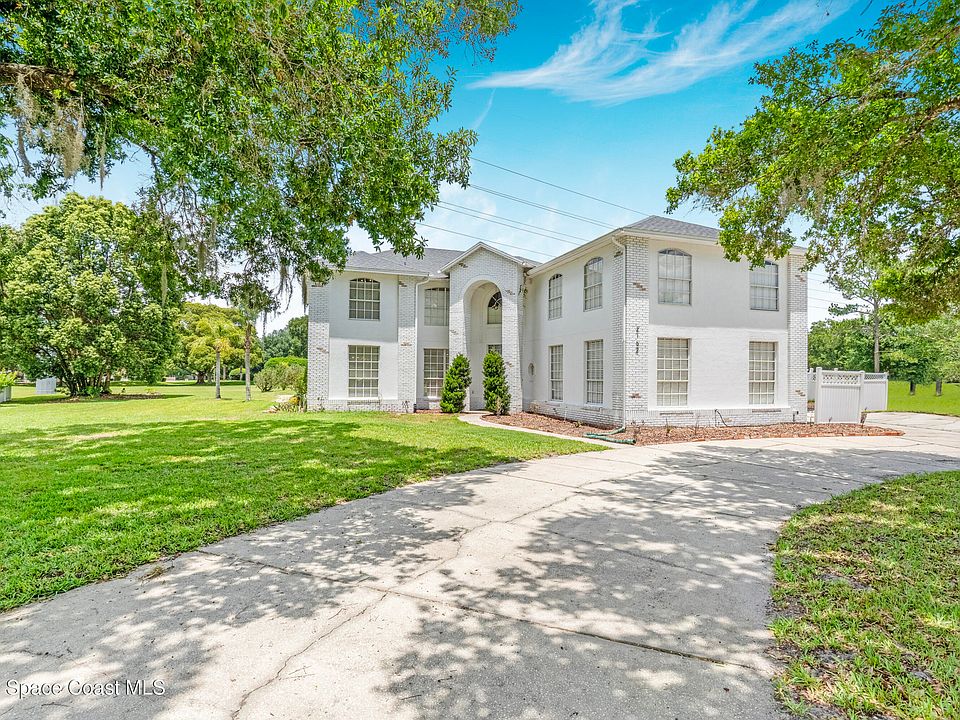 1st image of 2152 Blue Iris Pl