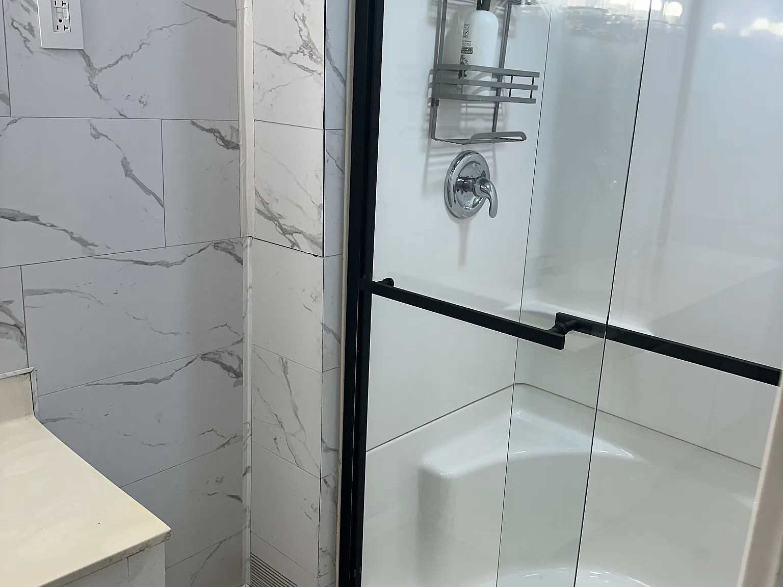3 bed, 1345 sqft, $1,985 — Photo 3
