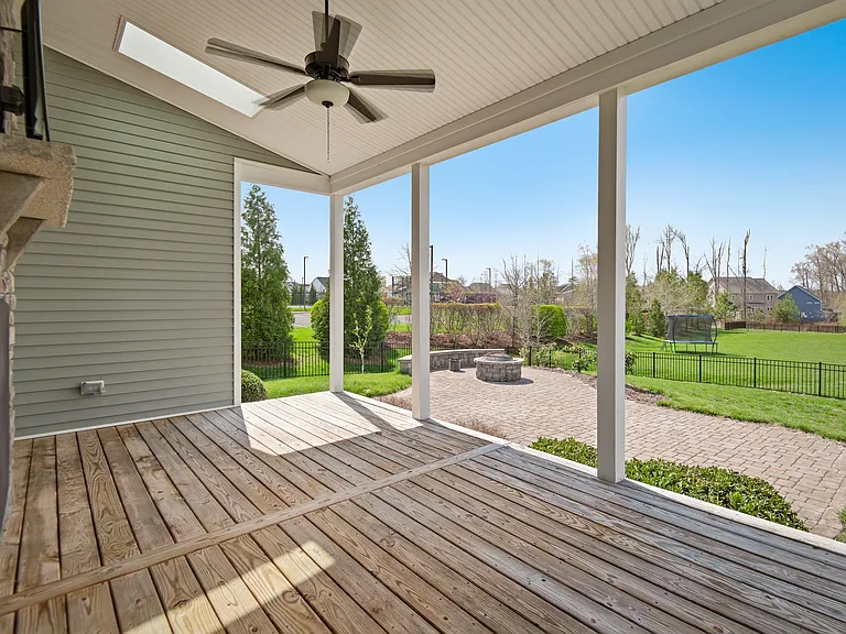 3718 Graythorne Dr — Photo 50