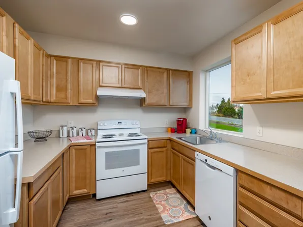 M1249 - Park Terrace Apartments, 1885 SW Mina Ln #B103, Oak Harbor, WA 98277
