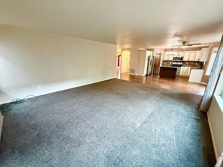 2045 Prairie Hill Dr — Photo 19