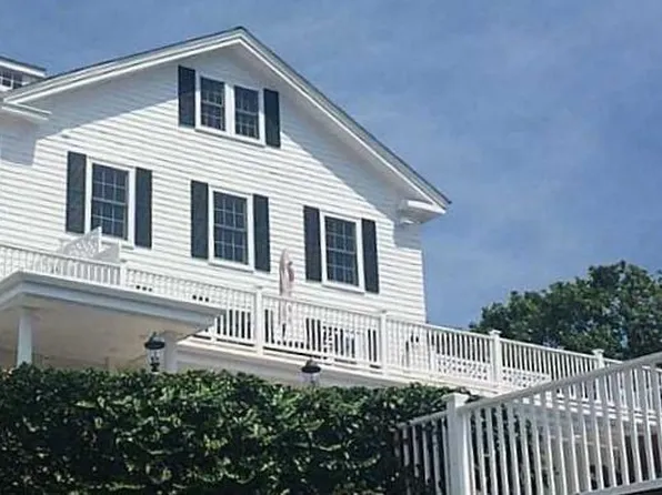 38 Bay St #W402, Westerly, RI 02891