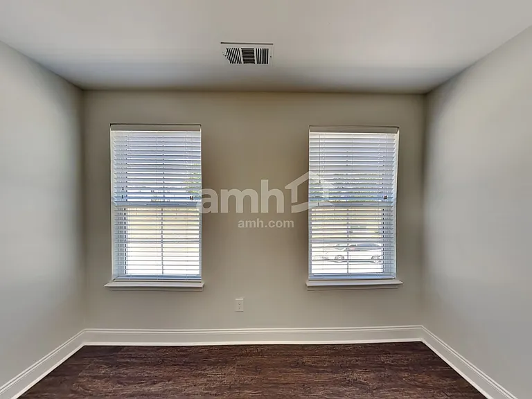 5534 Central Grove Sq — Photo 19