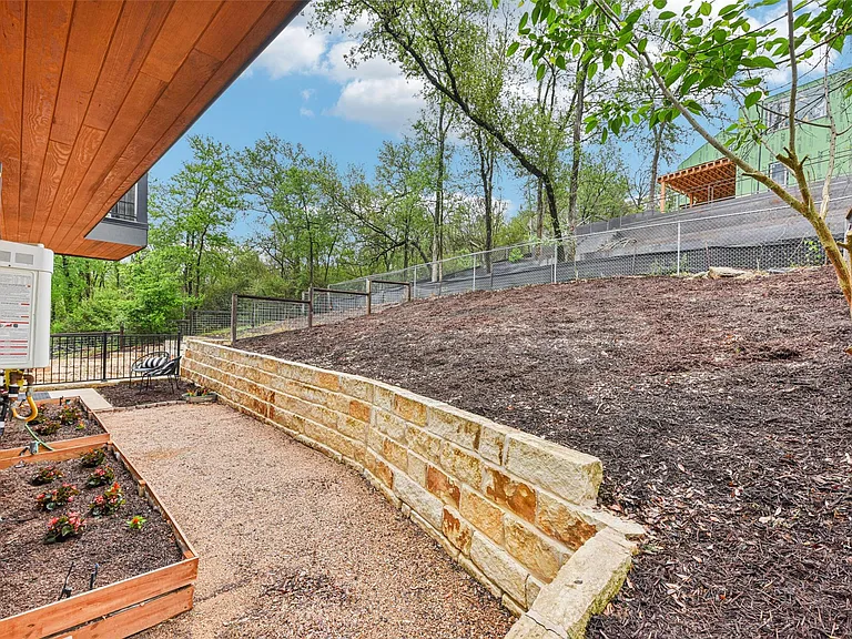 3607 Grant #A — Photo 30