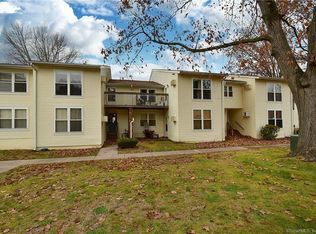 949 Pleasant Valley Rd APT 4-12, Bethel, CT 06801