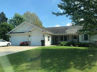220 Exchange St, Grant, MI