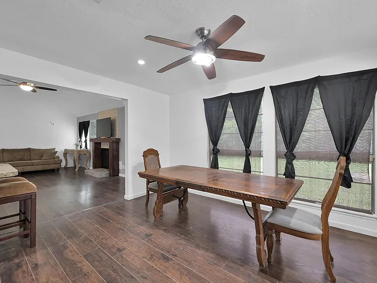 5928 Sinclair Dr — Photo 16
