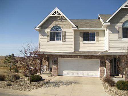 1457 Belvior Lane NE