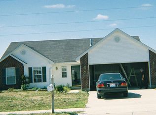 111 W Arlington Dr, Trenton, OH 45067