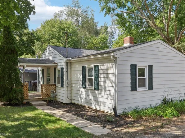 2851 Roanoke Ave, Akron, OH 44312
