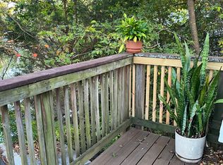 113 Paradise Point Rd #B, Yorktown, VA 23692