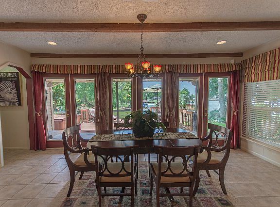 4th image of 258 Whispering Oaks Trl