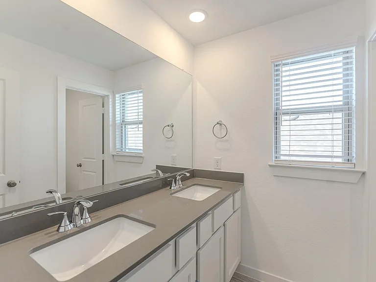 7342 Lake Arrowhead Ln — Photo 26