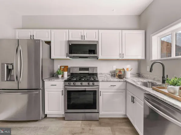 829 W Barre St, Baltimore, MD 21230