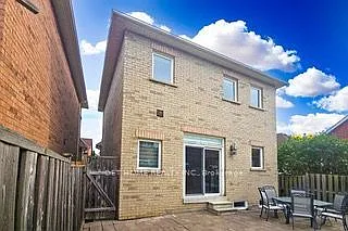 48 Goldenwood Cres — Photo 37