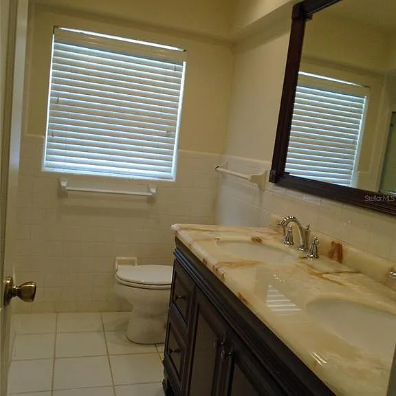 2430 Deloraine Trl — Photo 13