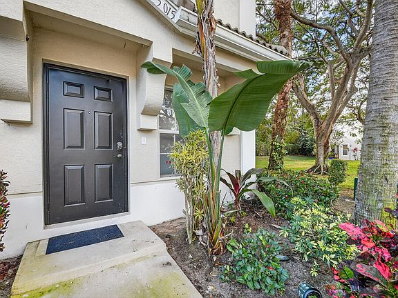 5th image of 5015 Palmbrooke Circle