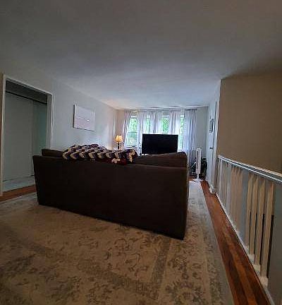 5th image of 230-03 Grand Central Pkwy #2
