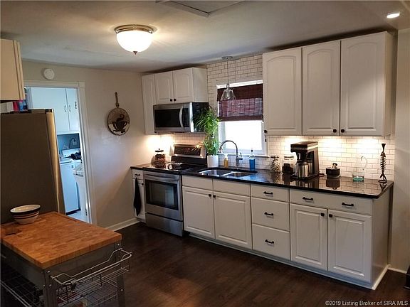 3rd image of 920 Orchard Dr