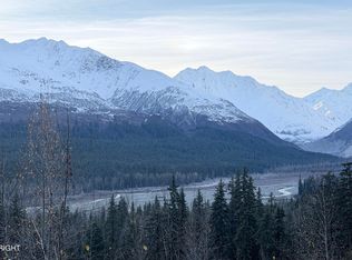 39500 Heiner Rd, Haines, AK 99827